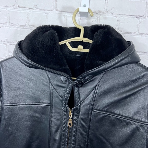 🚫SOLD! NWOT |•WILSONS LEATHER•| Plush Insulated Belted Hooded Jacket Coat Large - Picture 6 of 16